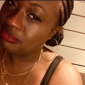 Meet your Posher, Tara-anne